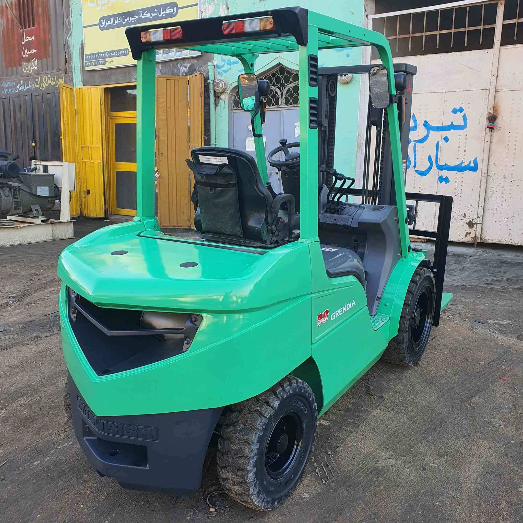 رافعة شوكية ميتسوبيشي 
3 طن 3 حركات 
موديل 2021

دخول جديد منفيس بصرة فحص موقت 
العنوان كربلاء حي الصناعي   ***********
