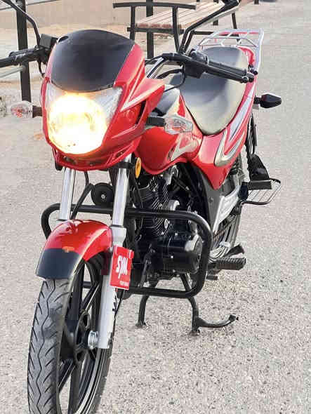 للبيع 
ماطور سايم عداد 2024 ماشي 6 الف بعده شركه شرط مو طاخ الكاع مابي اوراق السعر مليون و400 قفل 
استفسار ***********
