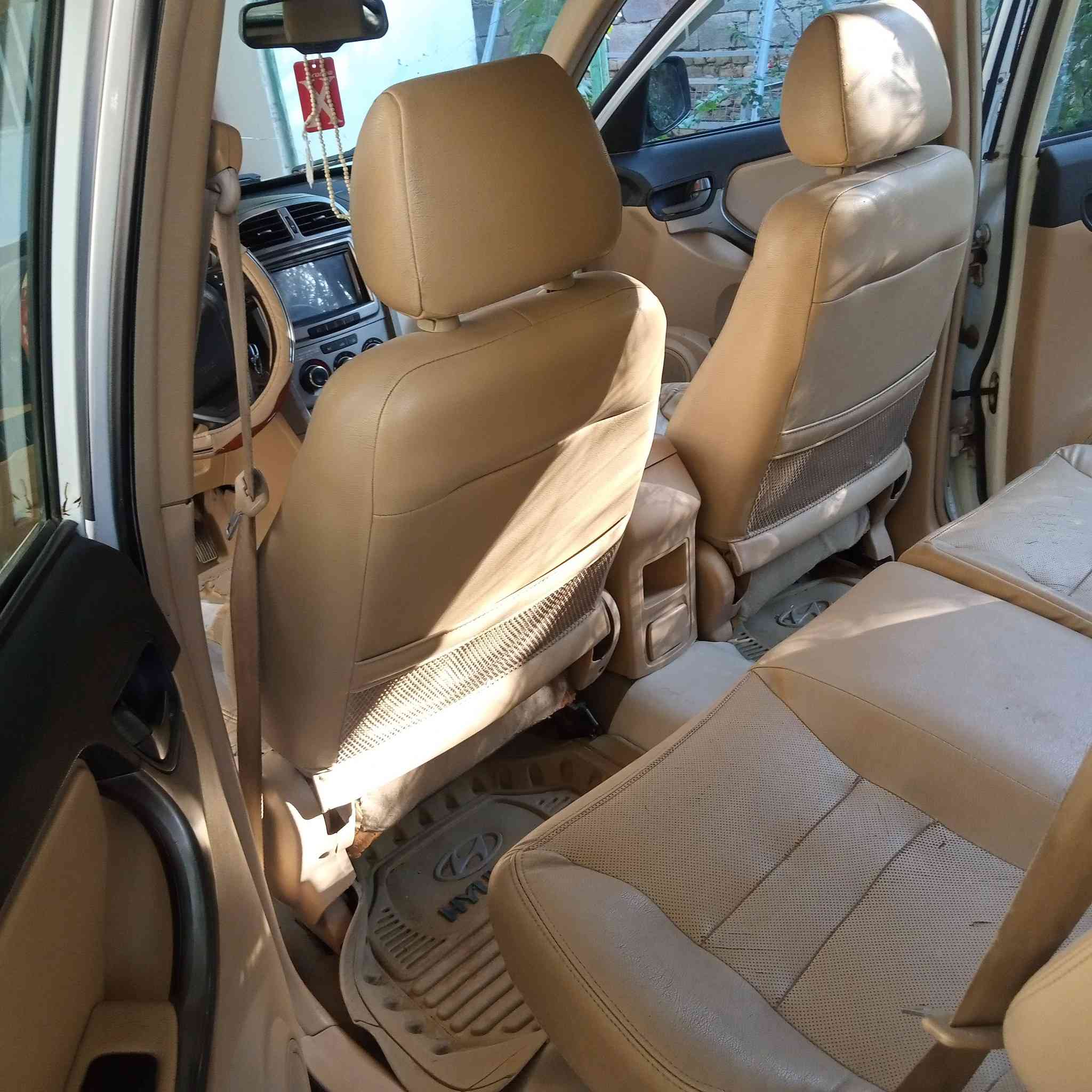 سلام عليكم
مراوس حسب القناعة باسمي موديل ١٣ مكفولة من الضربة


**إذا كنت صاحب هذا الإعلان وتريد حذفه لأي سبب، رجاءا أرسل رسالة إلى الدعم الفني**