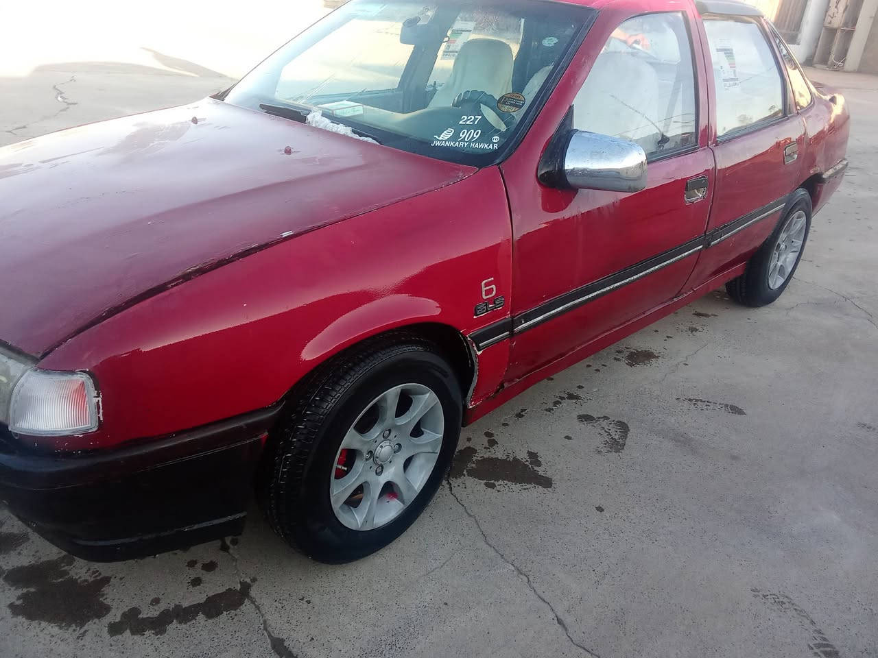 السلام عليكم اوبل حجم 18 سياره جاهز جير محرك شرط ضخم طائرات جديد ويلكم كهربائياتها السياره بها واجهه والمكان اسكي كلك رقم الهاتف الكورك عليه واتساب ***********
            ***********  
والسعر15 ورقه وبيها مجال
