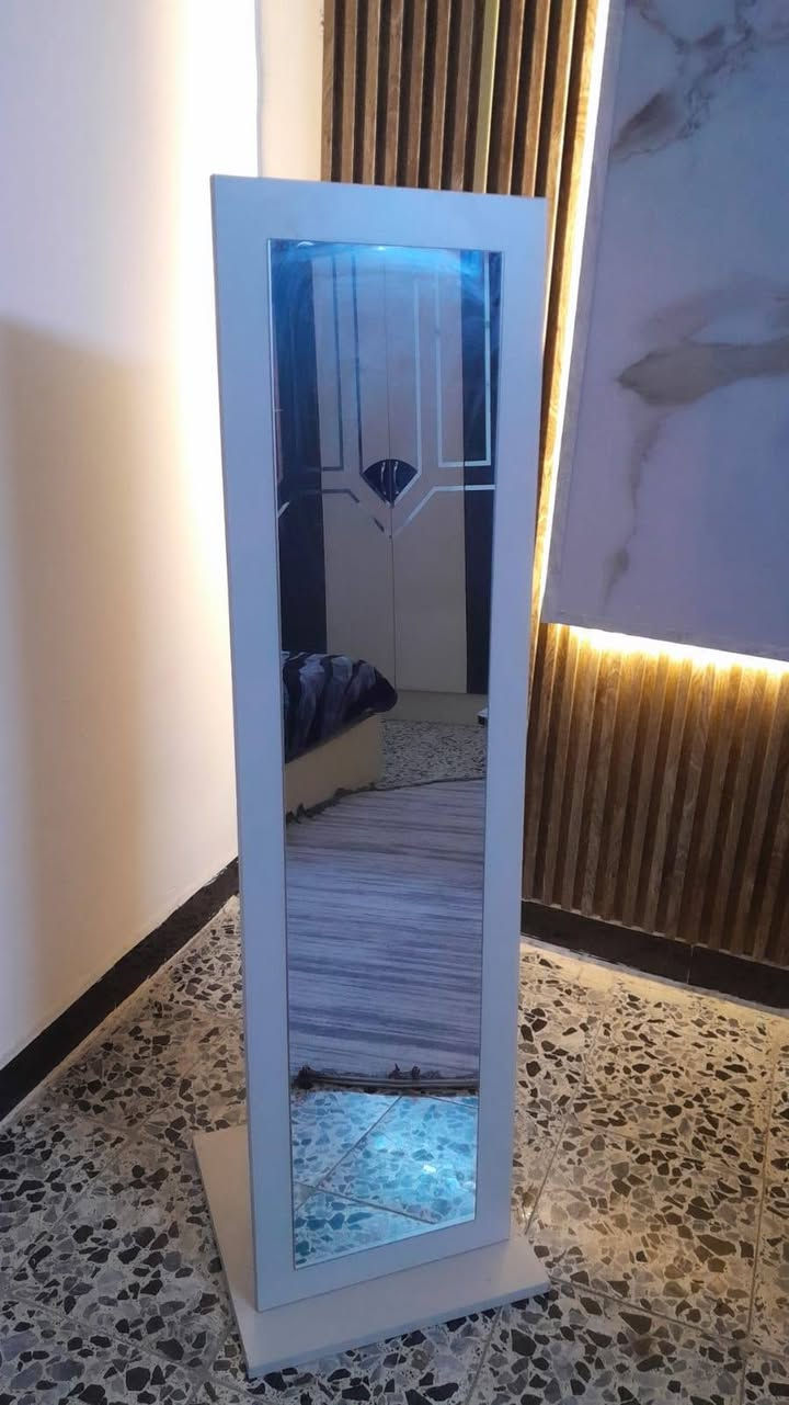 السلام عليكم
غرفة تركية 7 قطع 
فول نظافة جديدة بعدها 
استخدام كلش خفيف
تواجد بغداد زيونة 
550 وبيها مجال
***********
