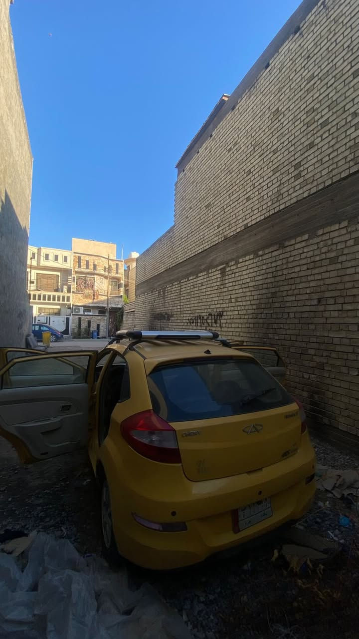 سلام عليكم شيري فلاوين ٢٠١١سيارهً محرك كير عينه وصنيه جديده صدر دواخل شاشه تخم تاير سياره كامله مكمله مال شغل على باب الله رايده 28 ورقه نقدواذا قسط مقدمه 15 كل شهر ورقتين *********** ابو يوسف
