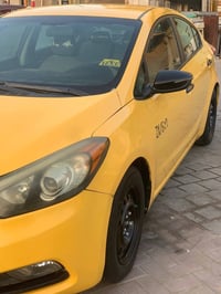 فورتي وارد امريكي موديل 16حادثه جاملغ امامي بدون دواخل سياره جاهزة دوش...