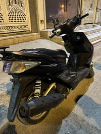 سكنس فحل نوزل خطين حديث طلاعات  دراجه كامله مكمله من تاير لتاير مكينه ...