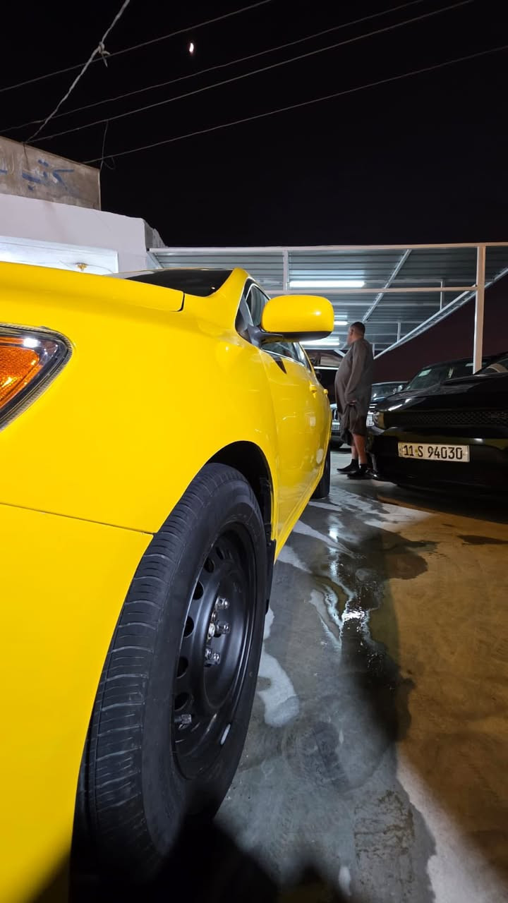 كورلا ٢٠٠٩ مكينة ١٨٠٠ سيارة جاهزة كير محرك حدادة تايرات كهربيات دوشمة مفروشه بجم جديد وارد امريكي بغداد العنوان حي اور السعر ١٠٨ 
***********
