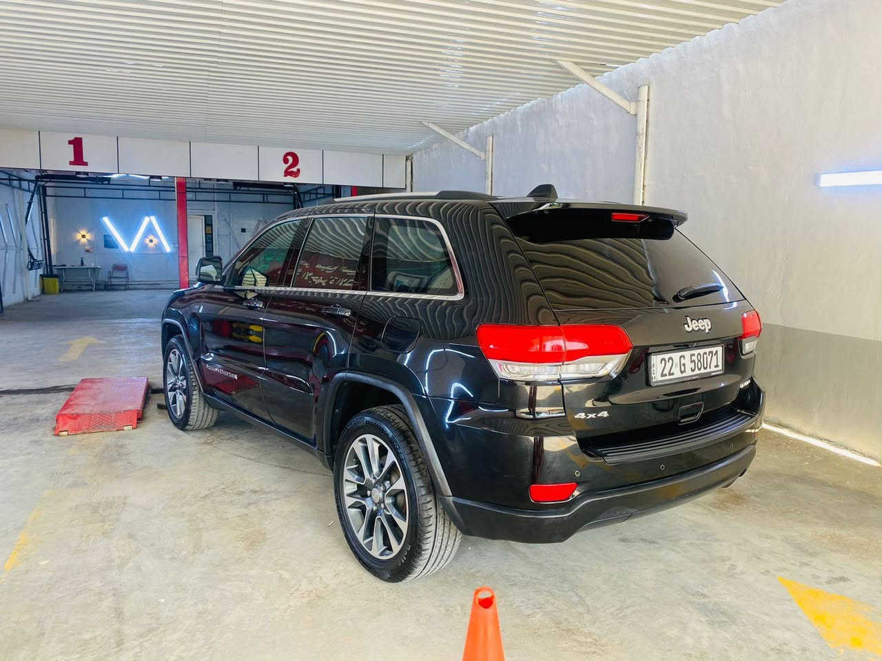 سلام عليكم سياره جيب البيع فول مواصفات موديل 2018 كلين سعر 235بيهه مجال اتصال عل أرقام ***********//***********
