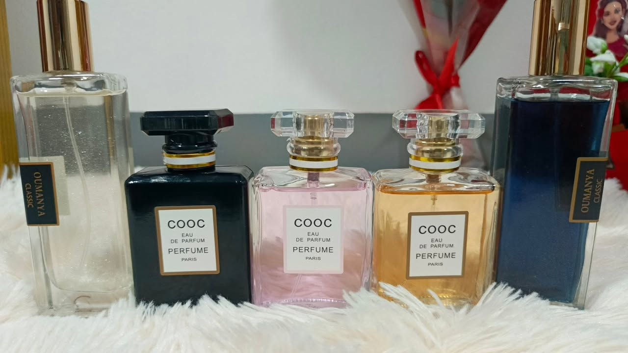 تفضل، هذا منشور مرتب وجذاب للنشر على فيسبوك:

✨🌸 تشكيلة عطور جديدة وصلت 🌸✨

نوّعنا لكم أحدث العطور بروائح مميزة تناسب جميع الأذواق، وبأسعار أكثر من رائعة. 🤍

💎 العطور الكبيرة: فقط 5,000 دينار.

🌸 السبلاشات والعطور الصغيرة: فقط 2,000 دينار.

✔️ روائح ثابتة ومنعشة.
✔️ مناسبة للاستخدام اليومي والإهداء.
✔️ تشكيلة متنوعة للرجال والنساء.

📸 الصورة الأولى: العطور الكبيرة (5,000 د.ع).
📸 بقية الصور: السبلاشات والعطور الصغيرة (2,000 د.ع).

📩 للحجز أو الاستفسار راسلنا على الخاص، أو زورونا في المكتب.

الكمية محدودة... سارعوا بالحجز قبل نفاد الأصناف المميزة. 🌹
العنوان قرية اكبيبة على الشارع العام


**إذا كنت صاحب هذا الإعلان وتريد حذفه لأي سبب، رجاءا أرسل رسالة إلى الدعم الفني**