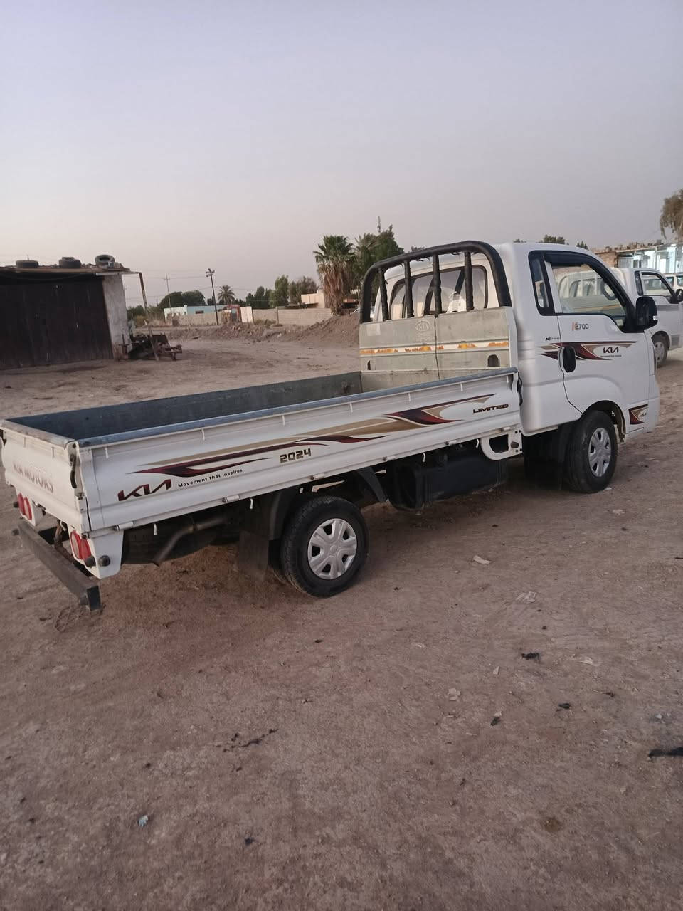 سلام عليكم سياره كيا 2017شكل 18 خير من الله كفاله عامه الستفسار ورقم ***********
