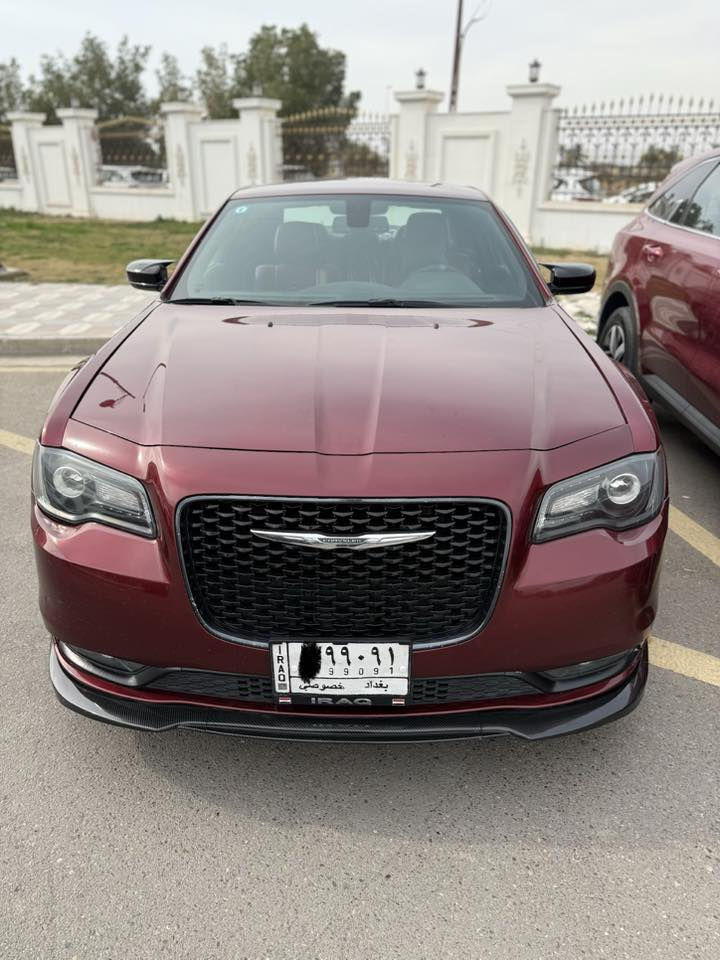 ( ٢٠١٩)
وارد كندي 
الحادث جامرلغ وباب خلف السائق بدون ايرباك
صور الحادث بالمنشور 
‏S 
تو ويل
‏  300  S 
رقمها كلش حلو بغداد 99091

المواصفات :
* نقطة عمياء .  
* مصابيح امامية عدسات تايكر كلفني 500 دولار ومبرمج مع ضمان 3 سنين تجي وتجربهم.
* ويل قياس 20 أنج  
* كاميرا خلفية مع حساسات . 
* شاشه كبيرة مع نظام ملاحة نفكيشن GPS .
* سستم صوت الپاين.
* كار بلي. 
* داخل جلد احمر مختم S
* مقاعد أمامية كهربائية عدد 2 . 
* مقاعد أمامية تدفئة . 
* تشغيل عن بعد .  
* مثبت سرعة . 
* تلفون بلوتوث . 
* مرايا متحسسة للاضاءة العالية .
* كير شفتر بالستيرن . 
* دخول ذكي ترحيب (بصمة) .
* ⁠مكان سيارة ديالى 
*نظام سبورت sport محرك 🏁.
*نظام سبورت كير sport.
*الممشى 100 ميل.
السيارة مرتبها على ايدي مبرمجة سيفتي وبرمجة اوكتان يعني سيارة سفر .
تايرات جدد وباتري جديد وبعد سوالف هواية 
تعجبك اتصل وبيك خير وتدلل متعجبك ربي يرزقك الاحلى منها.

 ***********
