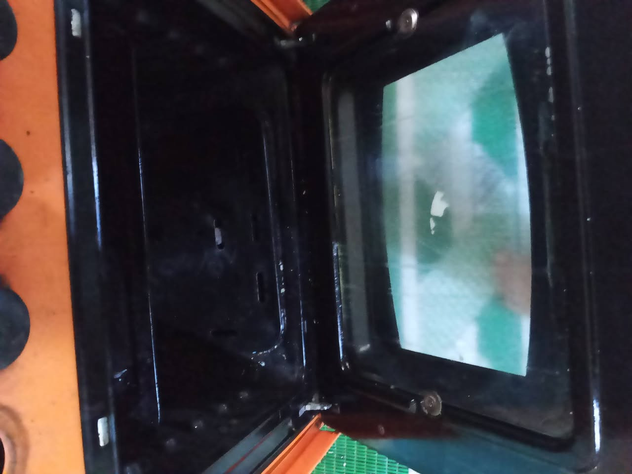 طباخ للبيع مستخدم قليل اتصال ***********
