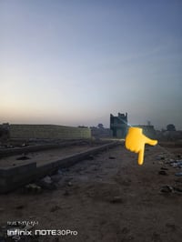 كاع للبيع مساحه ١٠٠متر واجه ٥ نزال ٢٠ مكانها سبع قصور تعبر السوك مسافه...