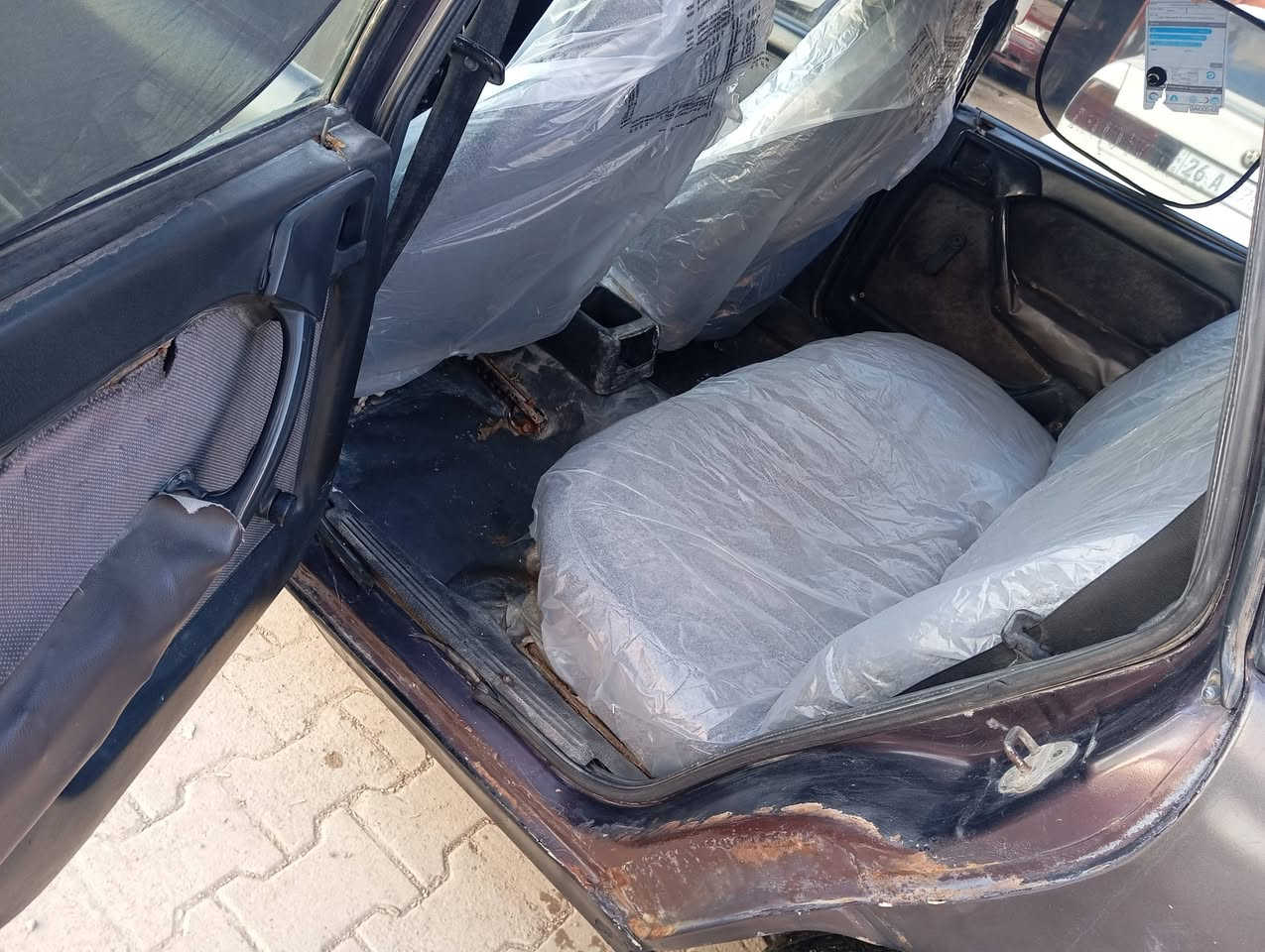 سعرها 14ورقه ,قفل من الاخيرمكانهاكركوك حجمها 20سنويه عضم عاج اخوان ابيع مااندل صاحبها مكفوله من اي طلب اومشكله موديل 91مكينه بيها خيط بخاركيرها مابي شي سياره بدون حادث معمره بس خياسات رقمها نجف سنويه منتهيه سياره مال تمشيت حال ***********
