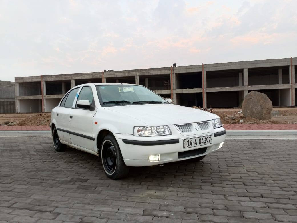 السلام عليكم سمند مديل 2009سياره جاهزه وسنويتها لل 30راعيها بصره جاري بل القبله سعرها 35 وبيها مجال حگ الجيه***********
