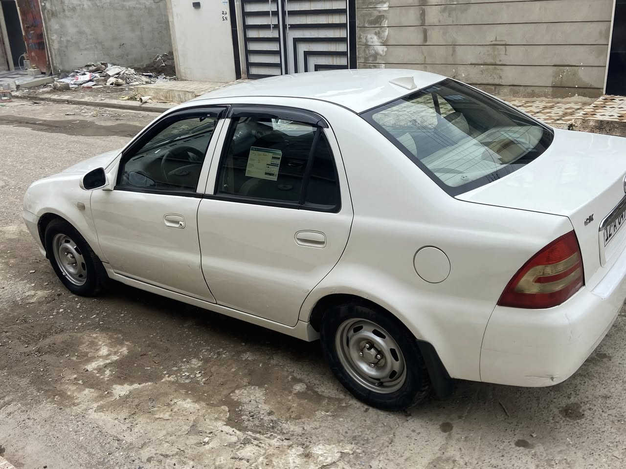 السلام عليكم 
سي كي للبيع 2013 كص حديثه 
نينوى رقم انكليزي 
اني شرعي 
شرط التحويل فقط 
كير محرك شرط 
تدفئة شرط 
تبريد شرط بس شوي منقص غاز 
كهربايات كلها شغاله 
دواير خلفيه صبغ 
بيها طخه جامله اليمين امامي 
باب النفر الامامي بي صبغ 
سعر 48 بيها مجال جداً قليل 
موصل ايسر 
للاتصال /***********
