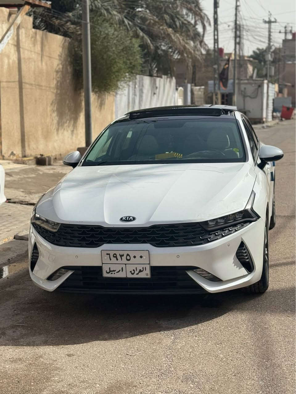 سلام عليكم 
كيا كي فايف 2021
سياره خليجيه فول موصفات
مكينه 2000دوش
رقم أربيل باسم شركه تريد واكاله تريد تحويل كيفك
سياره جديده معنا الكلمه 
عنواني بصره تحسينيه 
سعر 185
بيع او مراوس حسب قناعه
*********** البصرة, العراق
