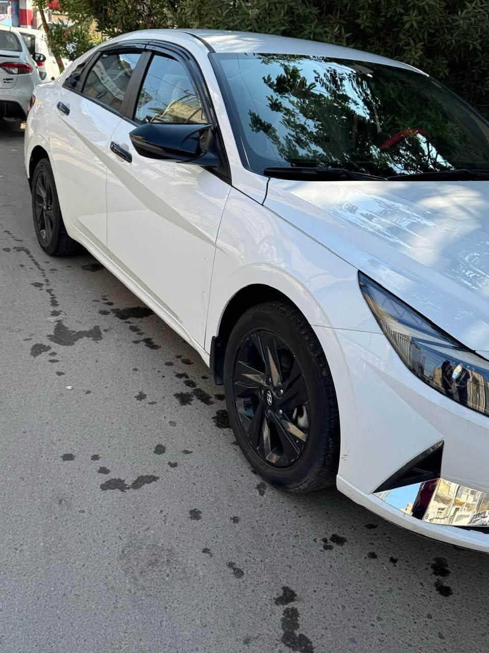الانترا موديل 2021 خليجي
بيه فقط البنيد صبغ
نص موصفات
ماشيه 91 k
رقم أربيل باسمي 
السعر 140 ورقه
مكاني بغداد البنوك 
مدوشمه وأرضية 
كلشي ما يحتاج اله 
للاستفسار ***********
