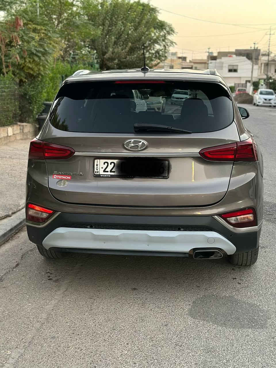 هيونداي سانتافي 2019. Seرمادي 
المحرك 4L 2.4 
المسافه 121ml
ضرر /جاملغ خلفي 
المكان سياره /اربيل 
السعر /170$وبي مجال للطيبين 
استفسار اكثر تواصل خاص


**إذا كنت صاحب هذا الإعلان وتريد حذفه لأي سبب، رجاءا أرسل رسالة إلى الدعم الفني**