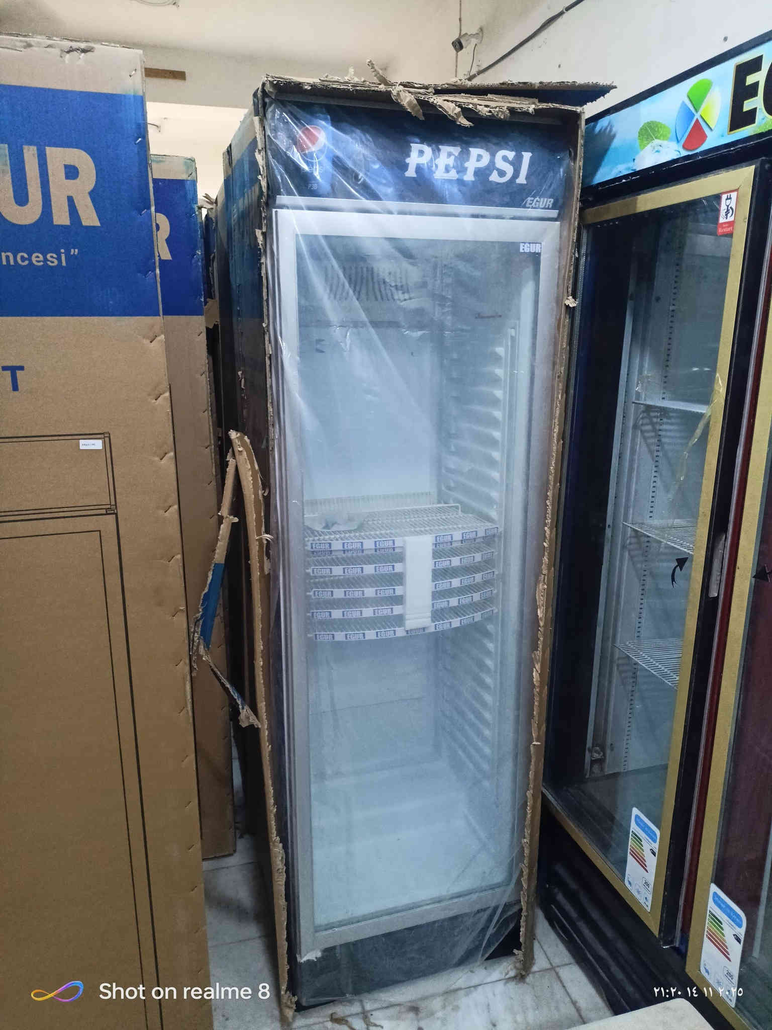 👋 مرحباً متابعينا الكرام ... يقدم لكم
📍.. مجمع بركات المصطفى 

✨ عارضة تبريد عمودي نوع ايكور
سعة 22 قدم احدث موديل اصدار 25

🔸 المواصفات:
 • منظم حرارة رقمي (Digital Thermostat)
 • رف إضافي لتخزين أكثر.. العدد 6 رف.. 
 • إضاءة LED داخلية أنيقة
 • هيكل ألمنيوم قوي مع باب زجاجي فاخر
 • قاعدة وملصق مضيء Canopy Sticker
 • تبريد قوي وثابت يحافظ على المنتجات

🧊 السعة: 22 قدم
⚙️ الضمان: سنتان شامل الصيانة
📍 الموقع: ناصرية مدينة الصدر شارع المضخة 
***********
سعر
خاص لاصحاب الكميات 

💥 السعر مناسب جداً والعروض محدودة – لا تفوت الفرصة
