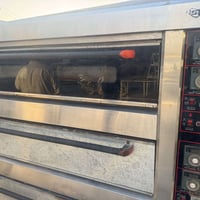 فرن كهربائي ثلاث طبقات للبيع  السعر المطلوب ١٢ ورقه. للاستفسار ٠٧٨٣١٩٠...