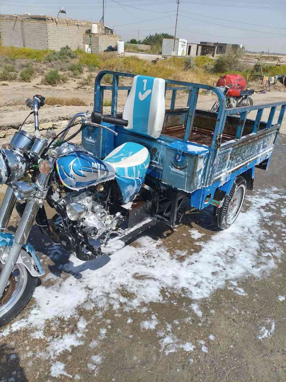 عمي سلام عليكم ستوته للبيع موديل 16 أوراق اصولي محرك 24 وستوته خير من الله وعلي ستوته تعبان عليهه بس متوازي المؤشراي لا يتعبني سعر خاص ***********
