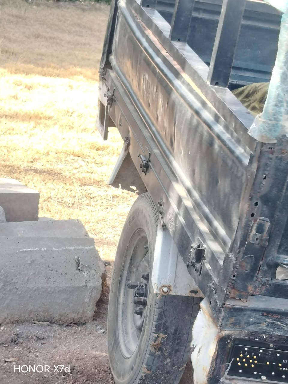 سلام عليكم مرخصت ابو الكروب ستوته للبيع أوراق ضايعه بليته موجوده مديل ١٢ مكينته ١٨ بيه صوت تفيلس فقط شاصيه مخيس من يم الدوس والباقي نضيف كهربائيات جديده كله السعر ٦٠٠ وبيه مجال حك الجيه مو شراي لاتكسر بيه اعبره


**إذا كنت صاحب هذا الإعلان وتريد حذفه لأي سبب، رجاءا أرسل رسالة إلى الدعم الفني**