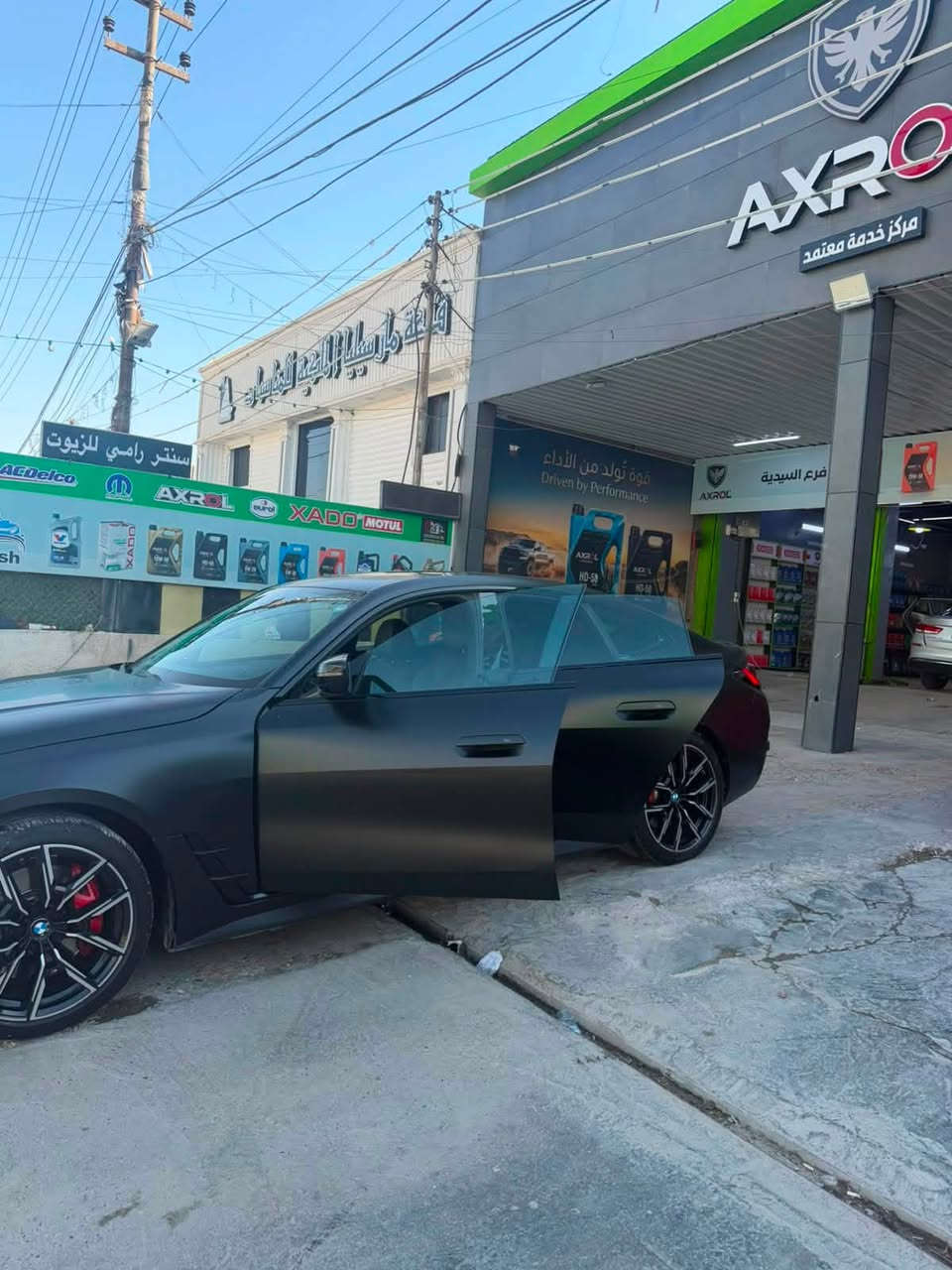 سياره M مختم بكل مكان M430i 2023
لون اسود سيد الالون مغلفه ppf مات  السياره عروسه بلون اسود طافي
وارد امريكي ضرر قطعه وحده تكحيل.. السياره توين باور توربو  
رقم اربيل باسمي  سنوية 
مواصفات البي ام معروفة ميحتاج اكتبهن فول الفول شنو ابالك مواصفة موجودة بيهة من فتحت سقف للرادار للحساس لكل شي شنو  شي اسمه مواصفات موجود 
سيارة بدون نقص جديدة بكل معنى الكلمة وع ايدي وماشيه 58km اللف
السيارة مظلومه بالصور بالحقيقة بيهة نصبة تخبل بالمعنى الحرفي.                     و سياره ما شاء الله من سياره
للأستفسار  ***********
موجود بكل وقت  اتصال و واتساب
