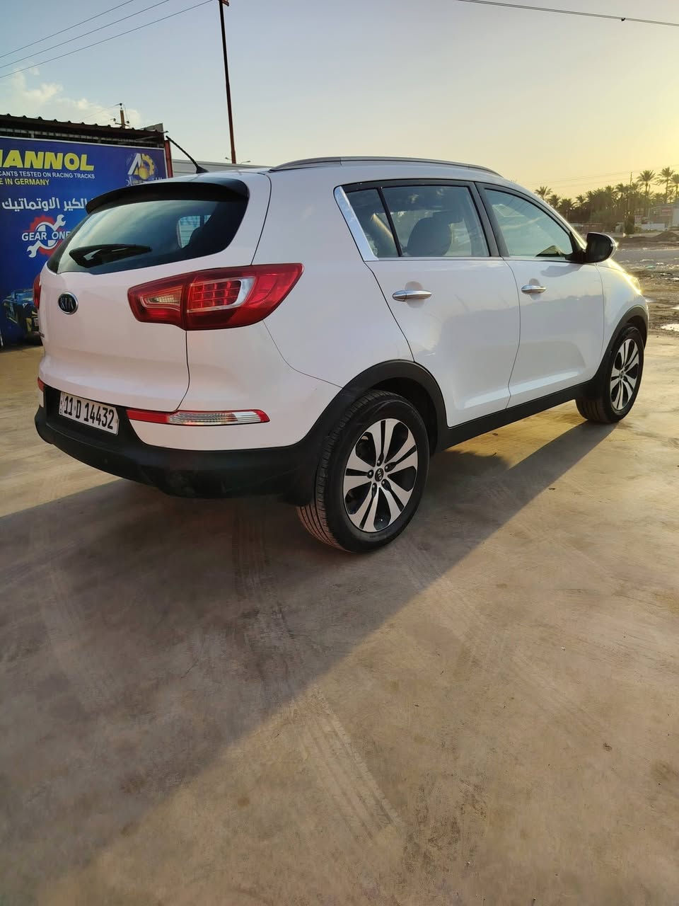 السلام عليكم مراوس او بيع حسب القناعه سبورتج ٢٠١١ سياره جديده ماشيه ١٢٥ سياره بيه تبديل قطعه فقط البنيد السعر (  ١٢٣ ) بيه مجال بسيط العنوان الوسفيه ناحيه الرشيد.   ***********
