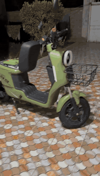 السلام عليكم
ار 9 مديل25 الحديث 

5بطاريات دبل حجم كبير 32 امبير وينلي الاصلي 

4نمر سرعه 109 سرعه حقيقيه 70 

كهربائيات كلهه شغاله دبل اشاره لايت عالي وناصي اشاره يمنه ويسره هورن بلوتوث 

دراجه مستخدمه 20يوم فقط ماشيه 45كيلو  و وبصمه وكارت شاحنه رقميه الاصليه ابلاد 

بيع مستعجل سعر 450  وبيها مجال قليل حك الجيه بيع مستعجل 

عنوان/ حله حي الجزائر مقابيل مستشفئ مرجان

واتساب ***********
