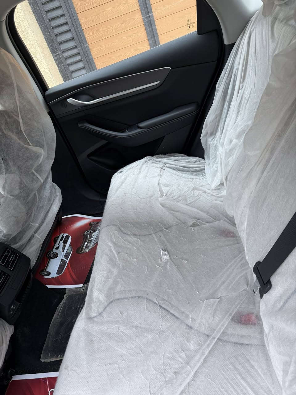 سلام عليكم بي وايدي دستروي للبيع سعر سياره 130وبيه مجال قليل سياره ماشيه 2500مديل سياره2025نضيفه كلش سياره مكانه بغداد بوب شام للاستفسار ***********
