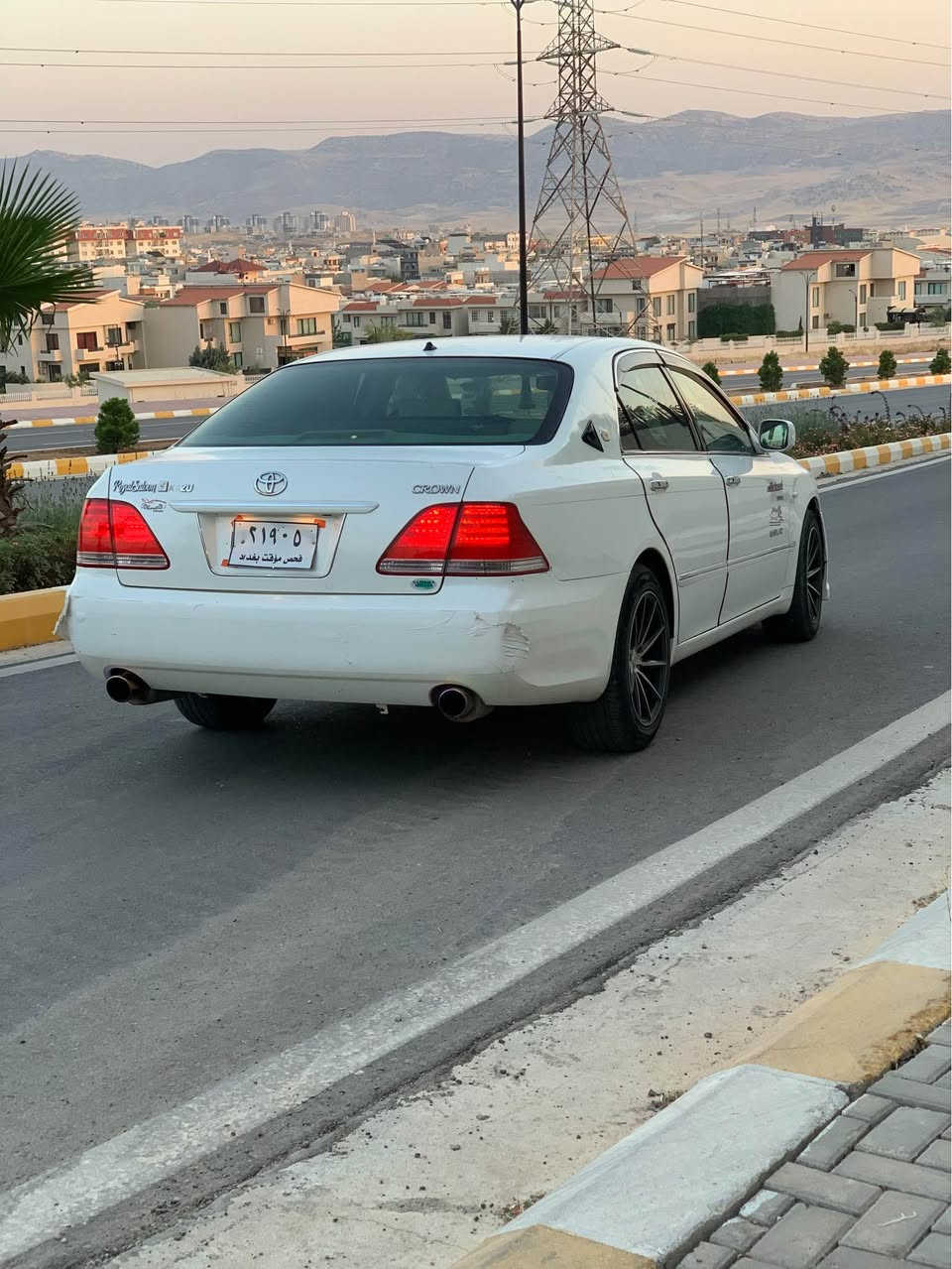 سه ره تا به ناوی خوا 
شاهینه  رویال
مودیل2005
3دوگمه
گه وره به پچوک
ناو زه رد 
ته حدید سورعه 
ته برید ساردو گه رم له سه ر سویچ 
کامل کراوه به ئه تله ت
کامل مه سروف کراوه نو قسانی تیا نیه 
به شه رتی هه زار وه ستا 
تایه ویلی لوکی له ژیرایه 
جامی هه ل گیراوه 
بریکی به سراوه 
نوقسانی نیه
کود کراوه 
بوهیچ عیبیک  مه گه ری نای دوزیته وه 
به س فروشتنه گورینه وه ناکه م
سعری 47گه لا یک توز مه عامه له ی برایانه
شوین سلیمانی 
تیبینی براوه یه براوه یه
جوان بیخوینه ره وه نجا وه ره چات السليمانية, العراق


**إذا كنت صاحب هذا الإعلان وتريد حذفه لأي سبب، رجاءا أرسل رسالة إلى الدعم الفني**