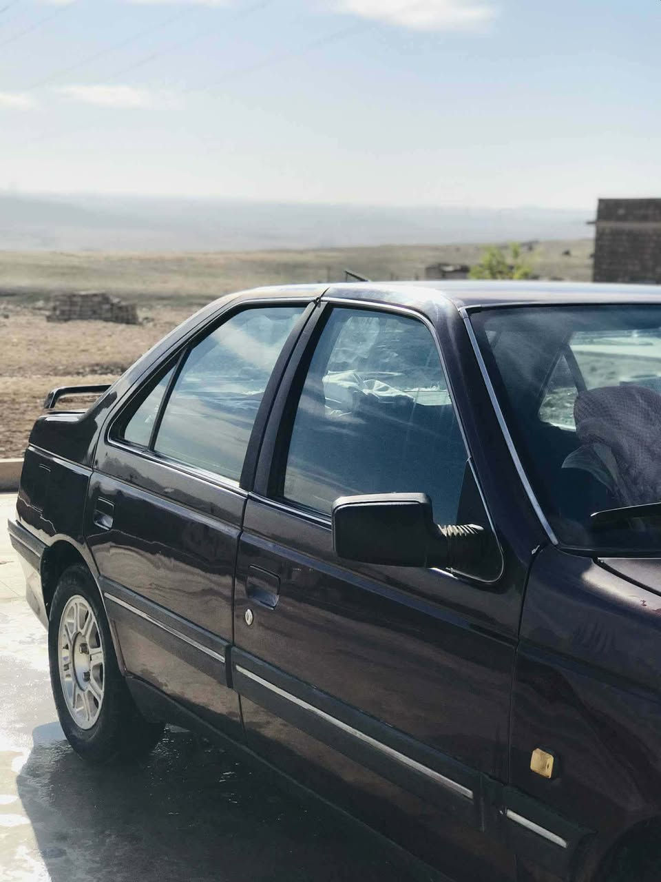 السلام عليكم خوان بيجو 405
موديل 92
كابون بيها
شرعي جيراني 
غرامات صفر 
سياره حلوه مال بيت 
للبيع او معارض بكوين او سيكي حسب القناعه الي عنده يتفضل وتساب ***********
