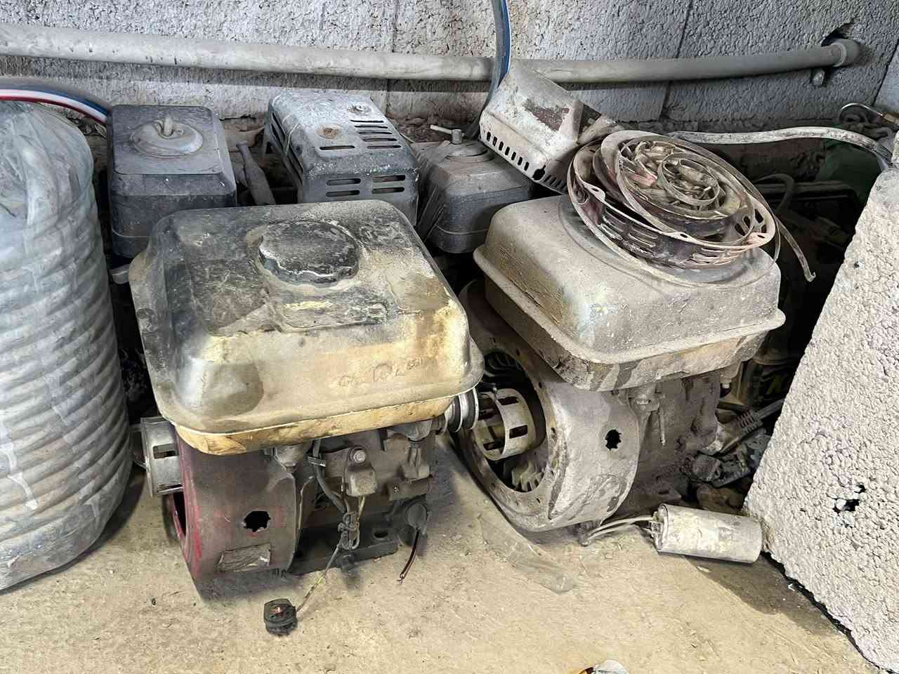 السلام عليكم للبيع كمبريسر شركة انجيكو غنيه عن التعريف نضيف لازرف لاشي جاهز للعمل حجم 100لتر + ربونات عدد 3 للبيع الاستفسار ***********
