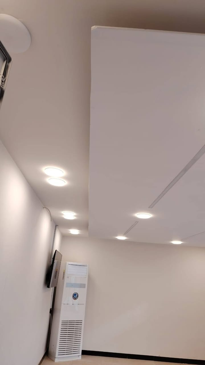 اللهم صل على محمد وأل محمد تغليف سقف سندويش جبس بور مع اضافة بروفايل وطبعن صبغ جوتن الصويره ***********
