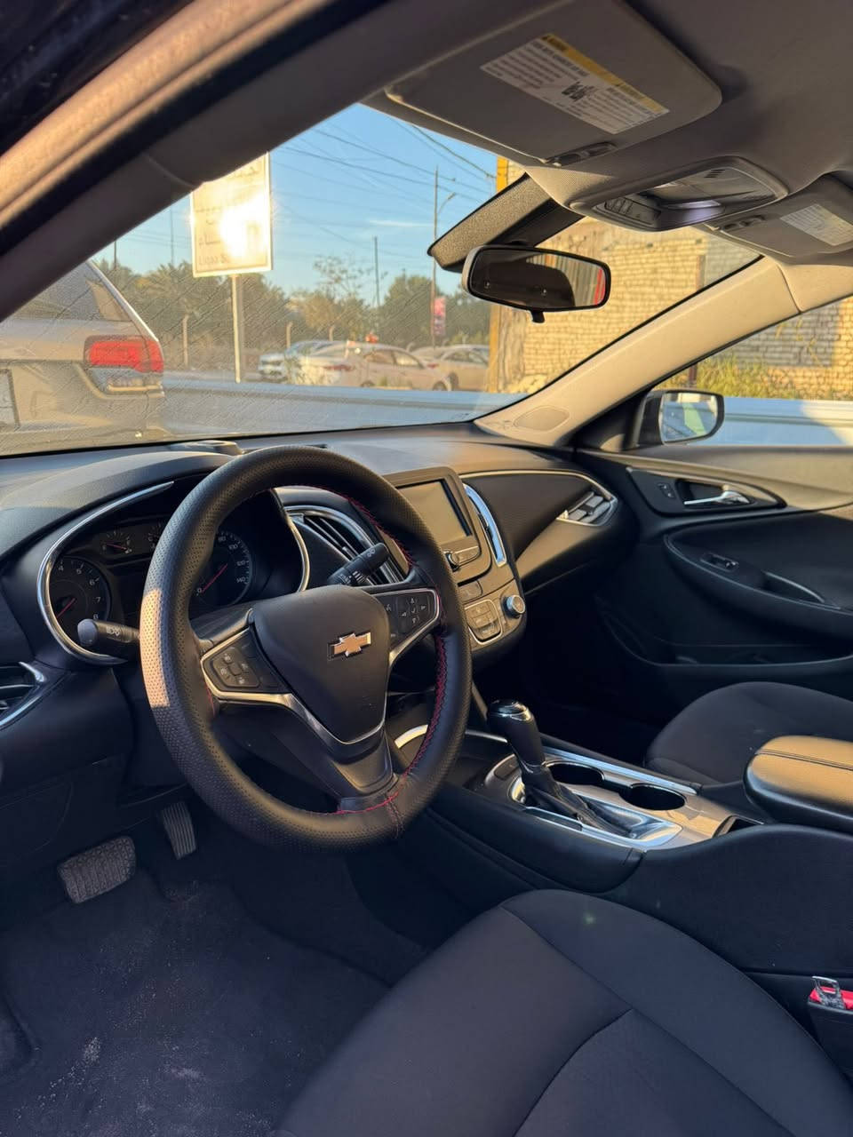 ماليبو 2018 LT السياره جديده
حادثها سرقه جاملغات لامامية فقط وبيها صبغ شويه بلجاملغ الخلفي السياره حلوه وخير من الله مكينه كير خير من الله رقم بغداد تحويل ثاني يوم السياره ماشية 160 الف كيلو السعر 93 ورقه وبيها مجال حيل بسيط 
الرقم ***********
المكان المنصور دور السود
