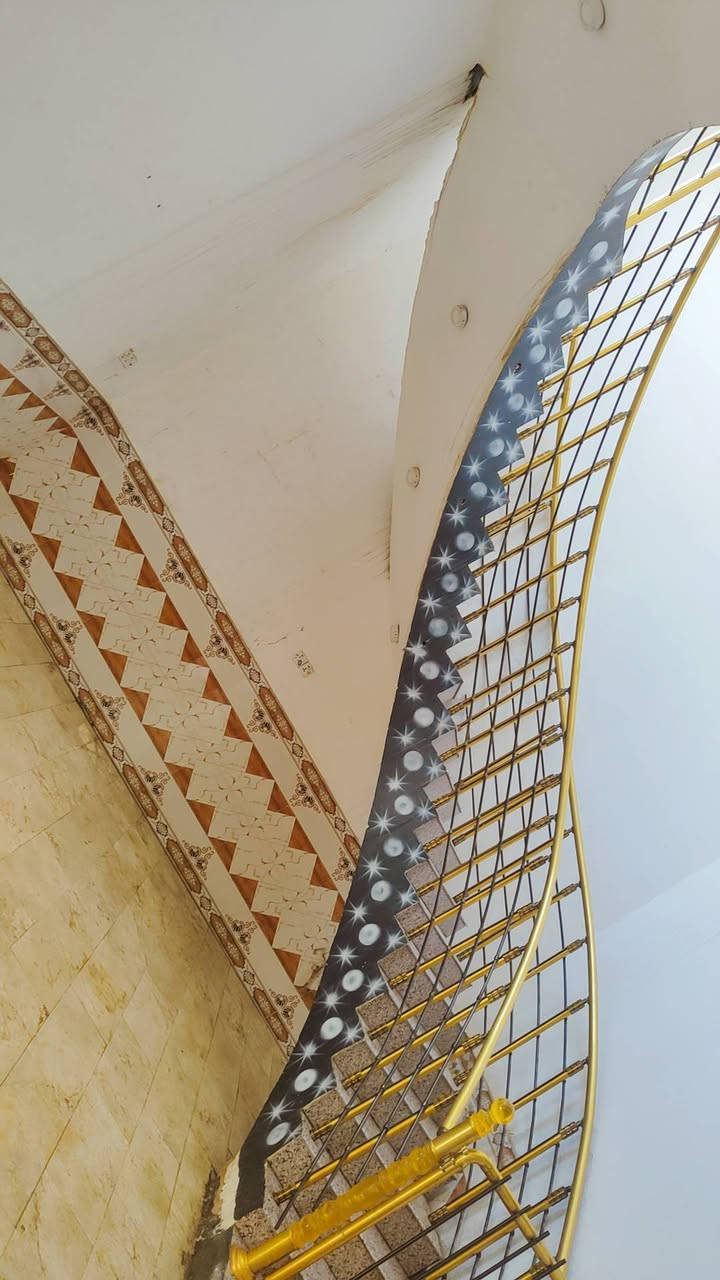 بيت بخنيطله
قريب عله شارع 30
وقريب عله شارع الحمداني
يتكون من 2غرف وحده منهن اسويت
مجمع صحيات داخلي 
مجمع صحيات خارجي
صاله كبيره 
دوانيه كبيره 
مساحت البيت 210متر
بناء طابوق كونكريت رباطات
الارضيه مرمر البيت متعوب عليه كله سيراميك
كامل مكمل ساحه كبيره كراج سياره
ديكورات كامل
كيزرات تانكيات جاهز
السعر 90
الشراي يتصل عله الرقم
***********
