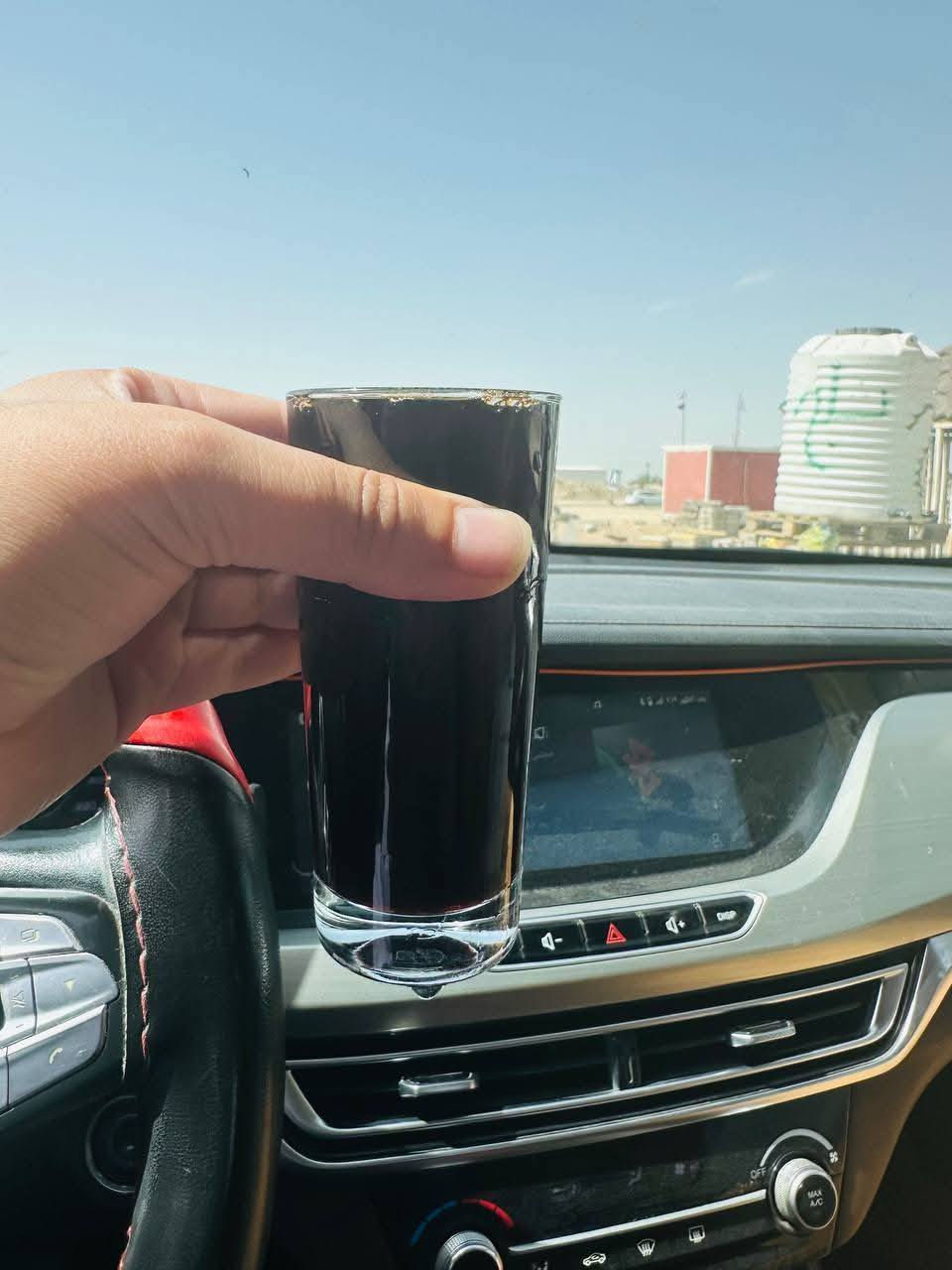 وين متشوفونهم اشتروا منهم ❤️
العصير ب500 وكلش طيب 

شباب كادحين يقاومون صعوبة الحياة بعصير تمر هند 
يگول احنا بس بالصيف نشتغل بالعصير 

لأن بالشتا ما اله رغبة فننجبر نحول على غير شغلة 

بيهم اصحاب عوائل وطلاب كُليات 

أشتري منهم ، هم انت مبرد گلبك

 وهم مساعدهم على عيشتهم خاصة هاي الفترة الجو حار


**إذا كنت صاحب هذا الإعلان وتريد حذفه لأي سبب، رجاءا أرسل رسالة إلى الدعم الفني**