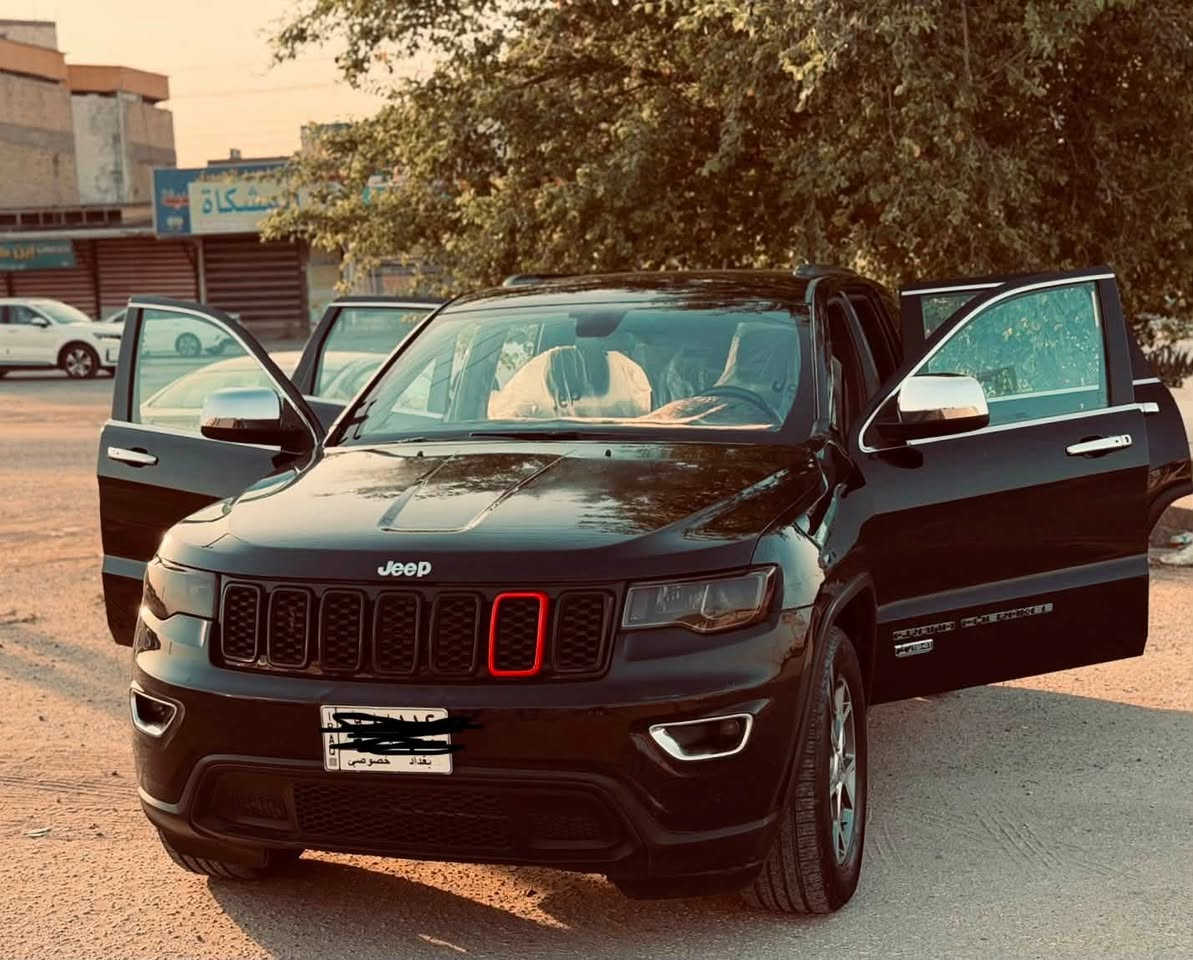 جيب كراند شيروكي
2020

مواصفات عاديه

بصمه 

شاشة كار بلي 

حساسات 

محرك 3600 ..

وبصمة تشغيل وبصمه ابواب

بيها جاملغ وبنيد حادث امريكا 

وجاملغ الايمن نصه صبغ

بدون دواخل نهائيا 

اذا بيها دواخل تاخذها بلاش

مكينه كير حداديه تبريد نضيفات

مكان السياره نجف حي السلام 

رقم بغداد مداور ثاني يوم

السعر 185 وبي مجال 

***********
