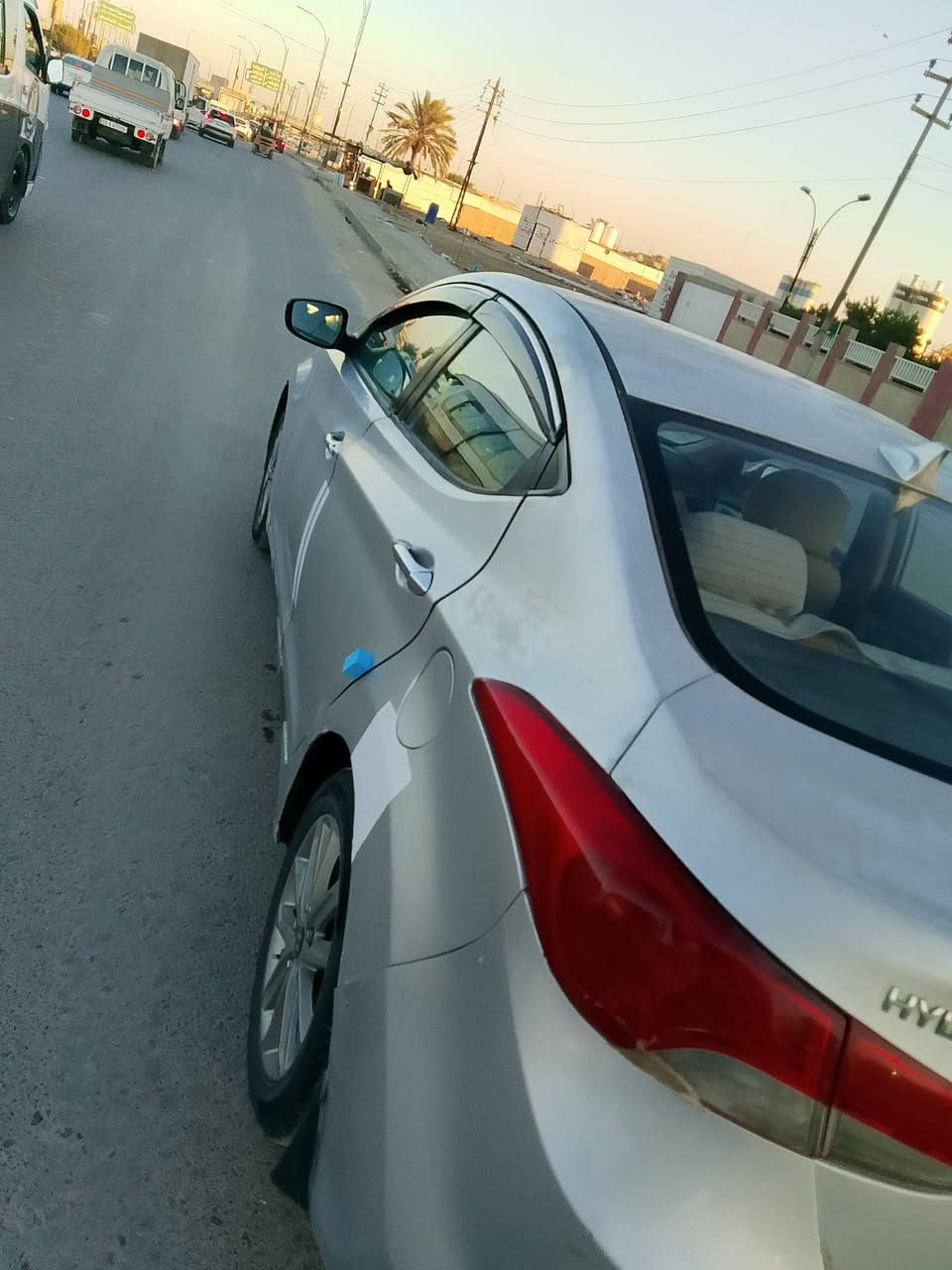 بيه رشت بصفحة سايق أربع قطع
السلام عليكم النترا للبيع موديل 13 خليجي فوال مواصفات عد البصمه مكينه كير جداد حداديه تخم تاير باتري كله  جديد بيه طخه جاملغ خلفي أيسر وطخه وجاملغ امامي أيمن السعر 87بيه مجال الاستفسار اتصل على الرقم التالي ***********
***********
الحله
