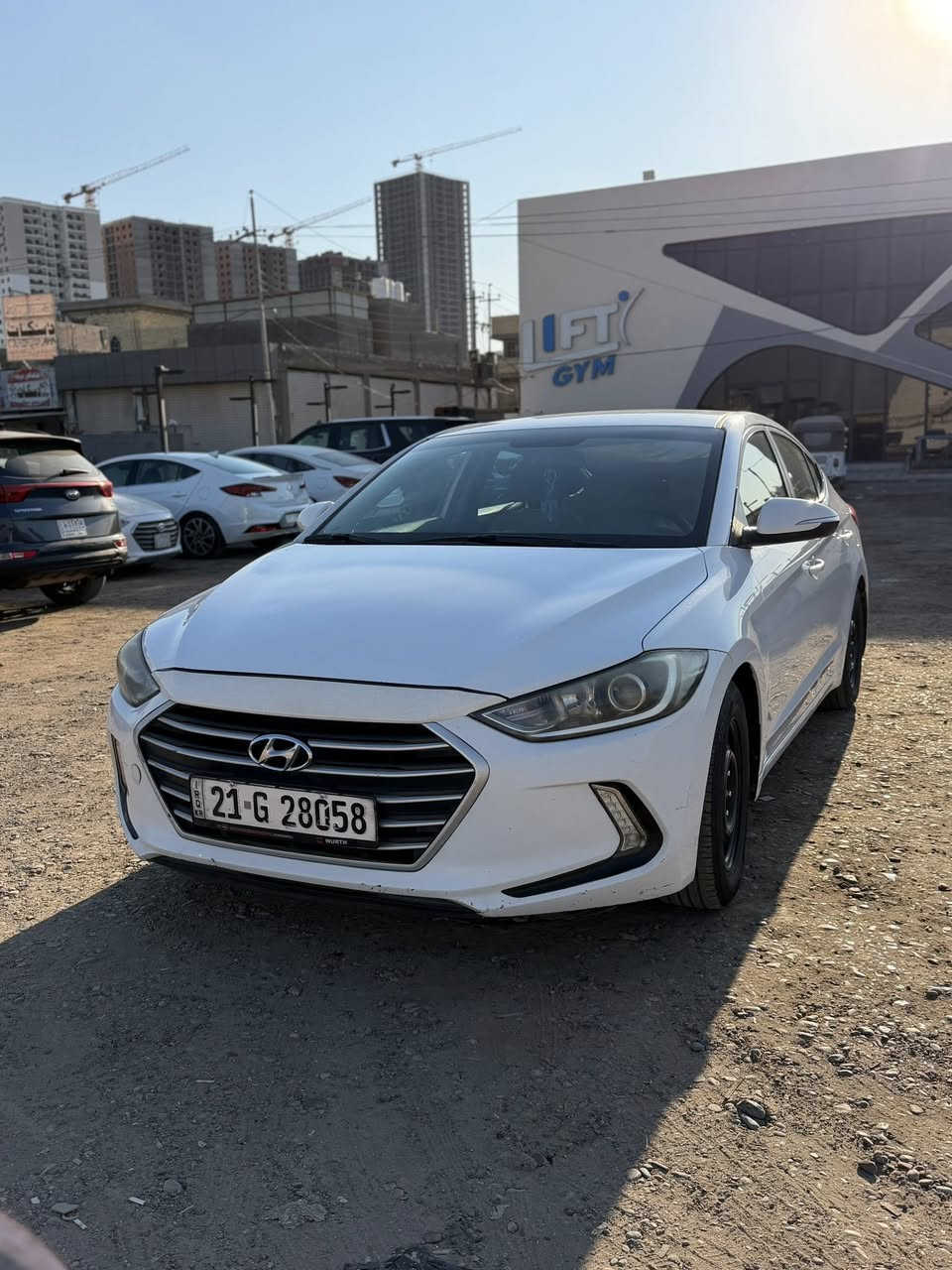 سلام عليكم 🫡
النترا موديل 18 خليجي 
مكينة 2000 دوش 
كير (اي تي )
تحويل ثاني يوم ب اسمي 

نص فول 
لون ابيض 
اشاير بمري
مري شفط 
تبريد قطعتين 
تخم تاير 
لغد شاصي كفالة 
ماشي 165 كيلو 

السعر 131 وبيهة مجال 
مكاني بغداد الزعفرانية 
الاتصال على رقم فقط 
سونار ويا صور
***********
