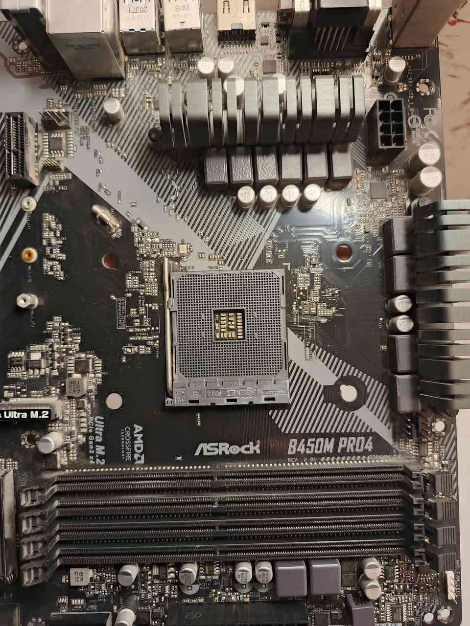 ASRock B450 Pro4 R.2 
السلام عليكم بورد نضيف حيل شغال شرط الفحص والضمان راسلني خاص


**إذا كنت صاحب هذا الإعلان وتريد حذفه لأي سبب، رجاءا أرسل رسالة إلى الدعم الفني**