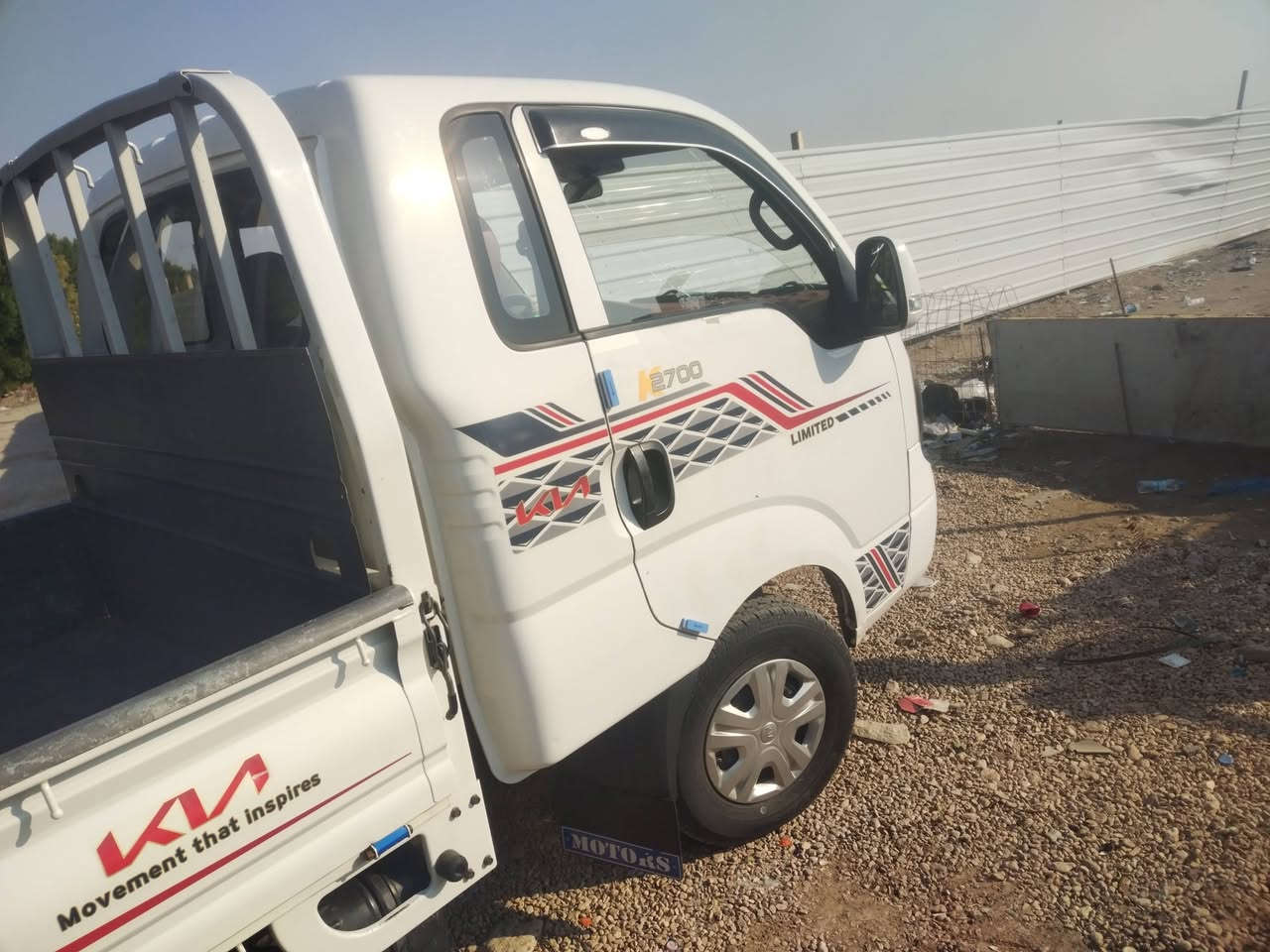 كيا موديل ٢٠١٨ السياره كفاله من الصبغ بيها بارد باب السايق والباقي كفاله محرك كفاله السعر ١٢٠ وبيها مجال رقم بغداد للتواصل *********** مكانها الرمادي
