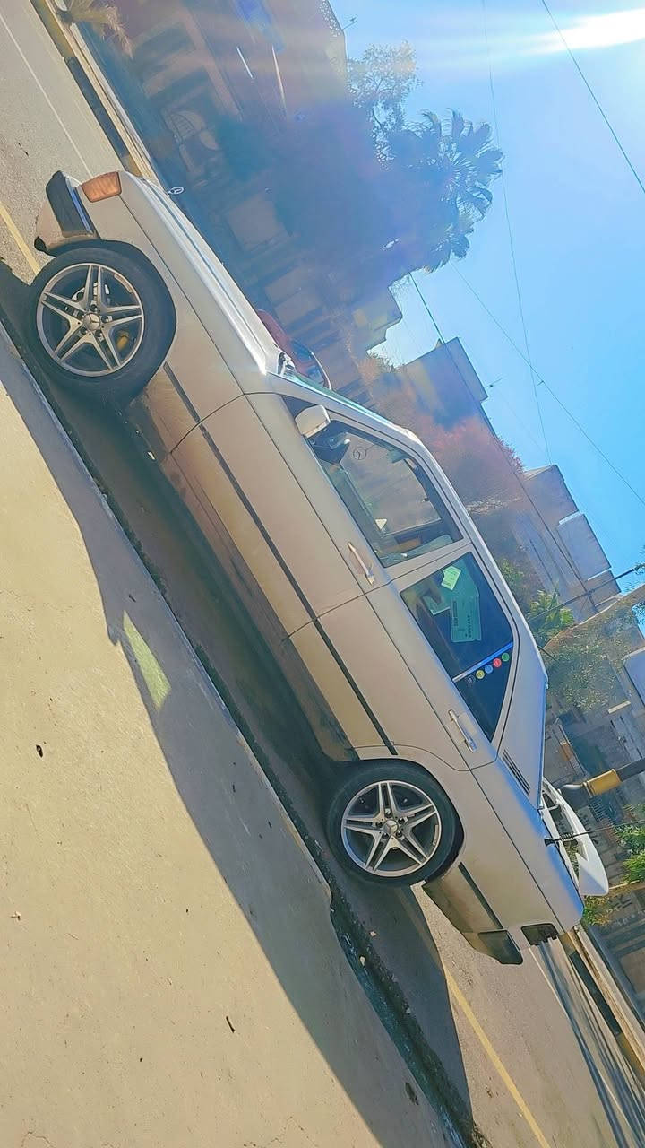 مارسيدس 190 طيارين
مديل1988
 محرك وكير و اكسل بشرط 
سنويه لل 28 
شرط التحويل 
مكاني موصل الشراي يخابر
السعر 38 و مجال بصيط  ***********
***********
