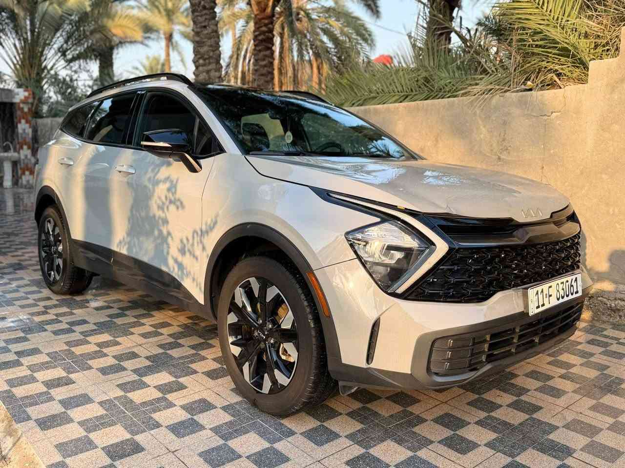 السلام عليكم ❤️ 
للبيع كيا سبورتج 2023 (كلين تايتل ) اكس لاين فول 
بدون ايرباك بدون صبغ بدون تبديل بدون فتح ليبل واحد 
رقم بغداد الجديد باسمي تحويل ثاني يوم ماشيه 30 ألف 
السياره ع وضع الشركه سبير مانازل مكان السياره بابل 
***********
***********
