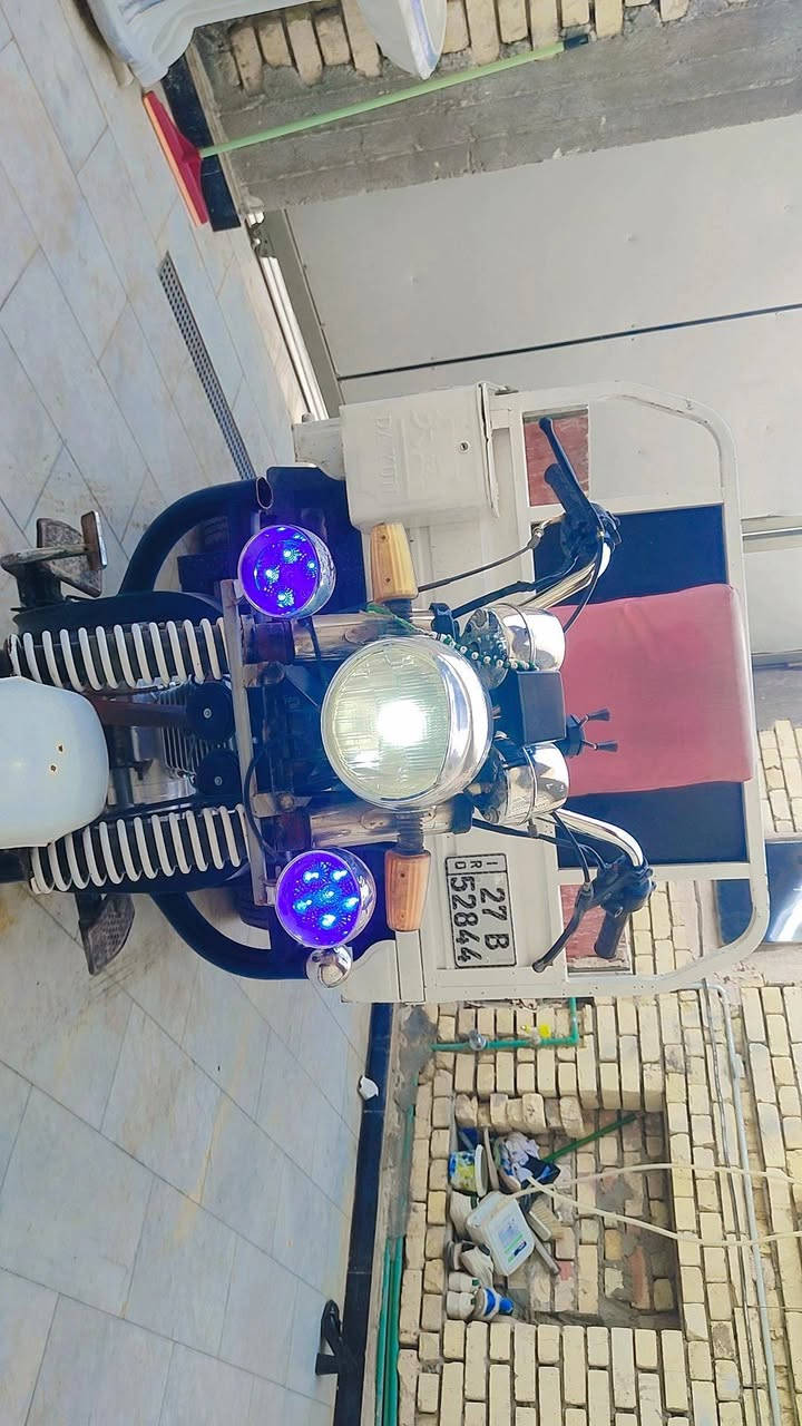 سلام عليكم ستوته مديل 2016 رقم  وسنويه ستوته مكفوله من محرك مامفتوح وشاصي وبدي مكفوله الله شاهد لاطلع بيها ولا امشي بيها هواي ضاله بل بيت سعر مليونين وربع.. 2250 وبيها مجال قليل لشراي *********** ناصريه مركز
