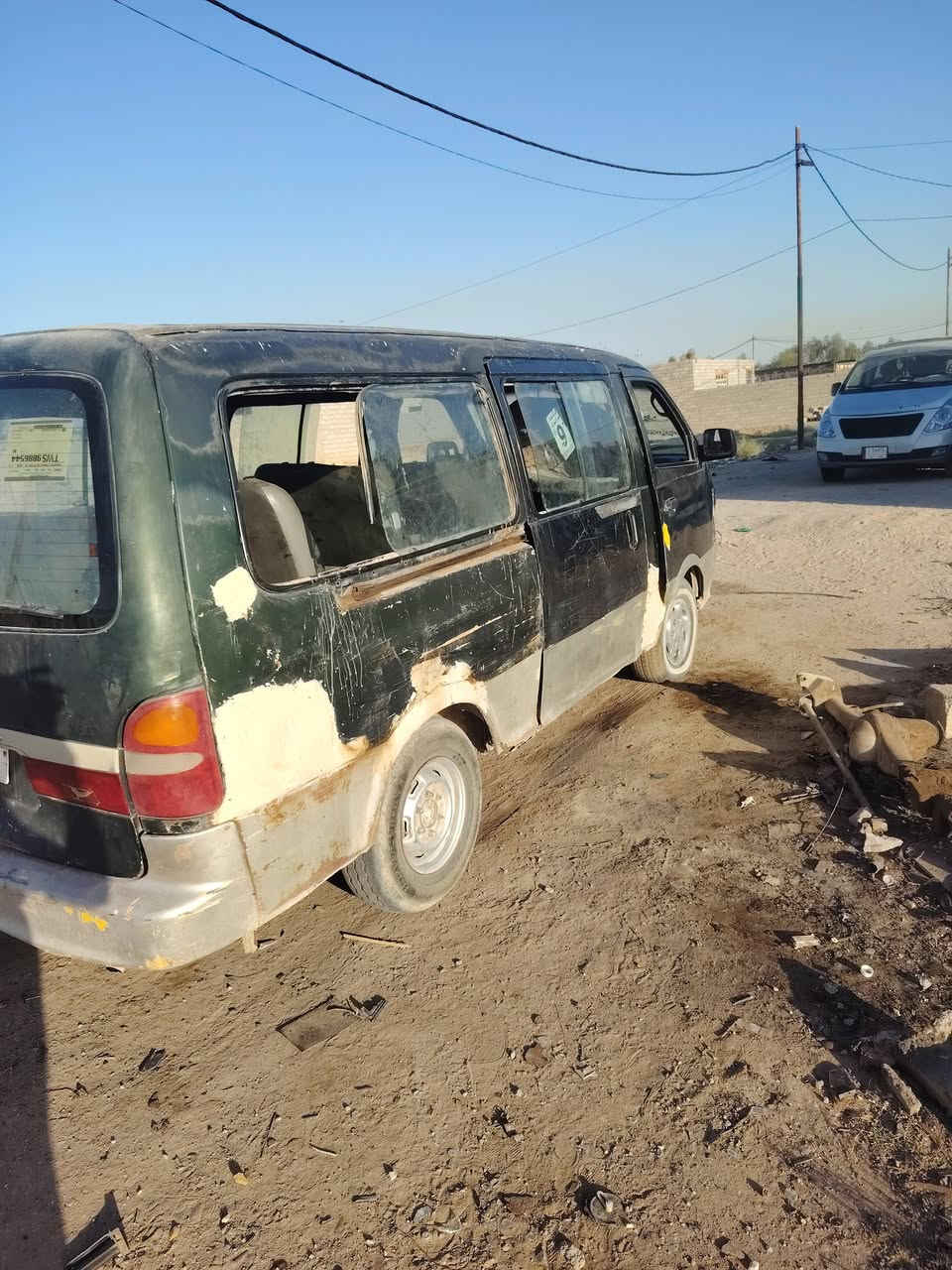 سلام عليكم برجو ٩٧ البيع مكينه جديده كير جديد كسن جديد نتصل عله رقم *********** سعر ٢٠ وبيه مجال
