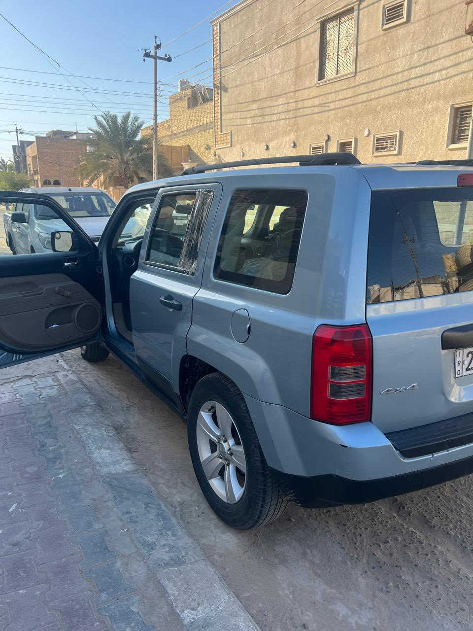 جيب باتريوت موديل 2013 رقم واسط مميز  بأسمي عنوان سياره ميسان العماره سعر 98 ورقه للأستفسار اكثر الاتصال على الرقم ***********
