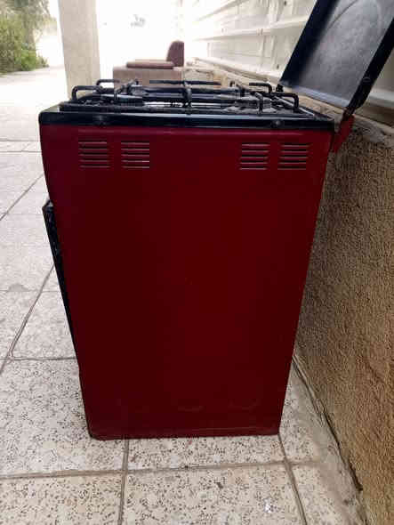 السلام عليكم طباخ تركي 4عيون مع الفرن كله شغال بغداد بياع الشرطه الخامسه منطقه الدوانم مقابيل تل اسود ***********فقط واتساب
