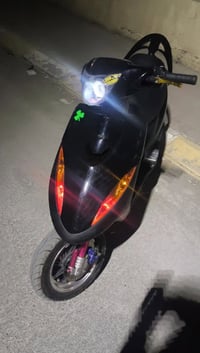 دراجه ماكس عدله للبيع دراجه معايزه اي شي كامله من التاير للتاير الدراج...