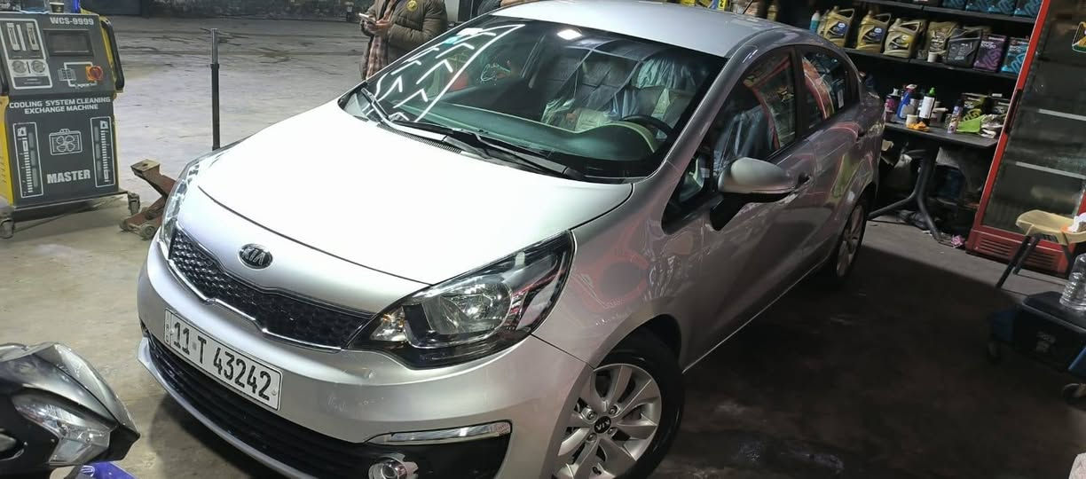 السلام عليكم
ريو ٢٠١٦ صبغ قبغ الصندوق داخله نظيف جدا  رقم الإنكليزي الجديد محرك كير تبريد ممتاز مواصفاتها معروفه خليجي محرك قطرتين السعر ١٠٠ ورقه العنوان بغداد الطوبجي 

***********
