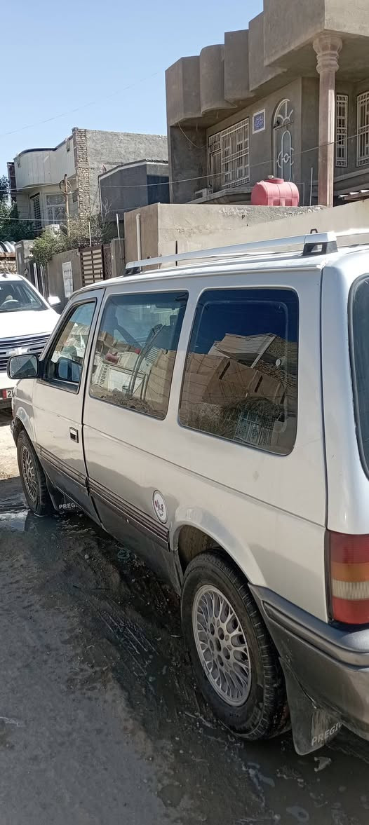 السلام عليكم
سياره دوج كلازلر للبيع او مراوس كير ومكينه خير من الله حداديه سبعين بالميه تايرات نظافة ويل كب 
السياره موديل 94
للبيع او مراوس حسب القناعه السعر 40 وبيه مجال 
تلفون ***********
